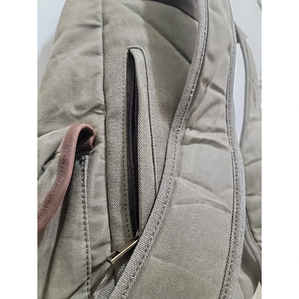 Distressed Heavy Duty Green Canvas & Leather Backpack OKPTA1519426, OK.0973628